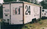 Trailer Pulling it out.jpg (15434 bytes)